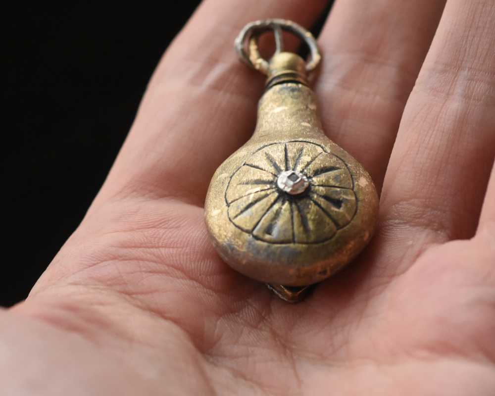 One of One—A Longing Look Vessel Pendant