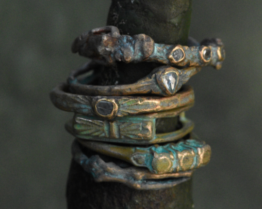 One of One—A Portal To A Past Moment Ring