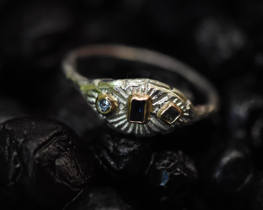 One of One—A Palette Like Bow’s Blueberries Ring