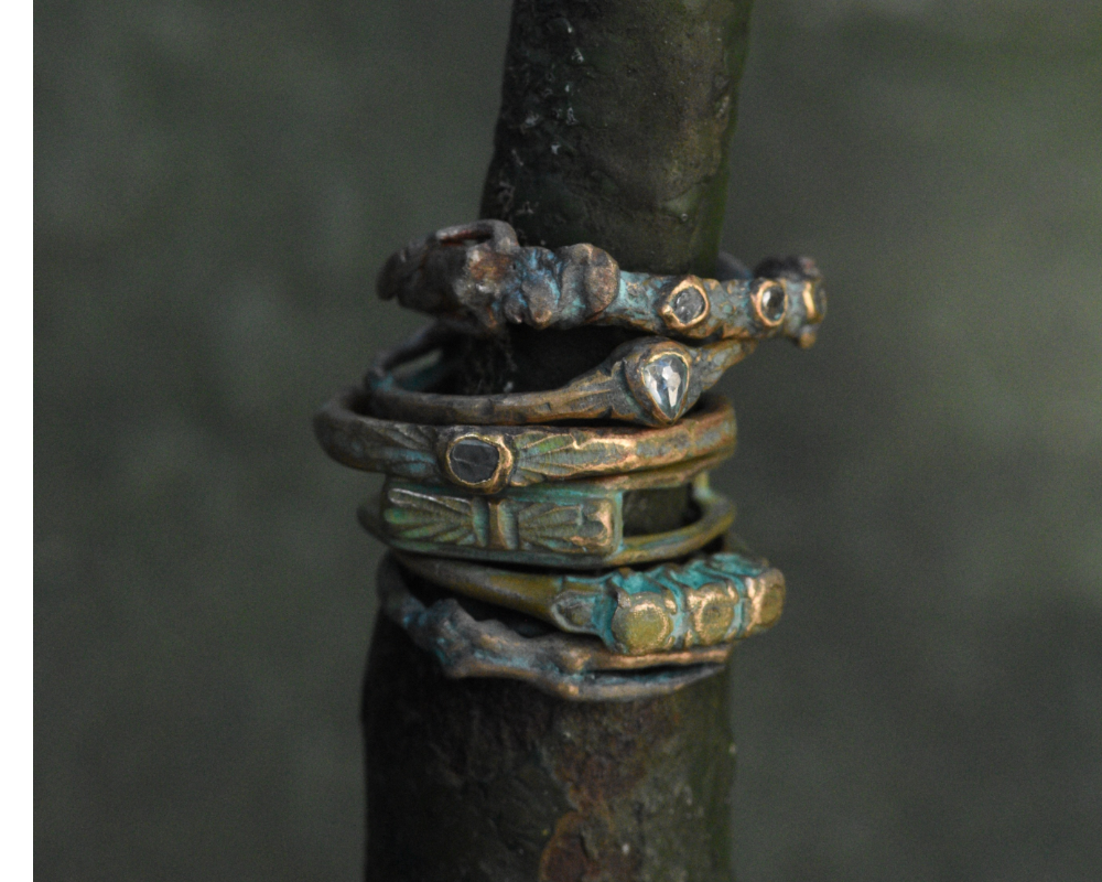 One of One—Daydreaming Of The Past Ring